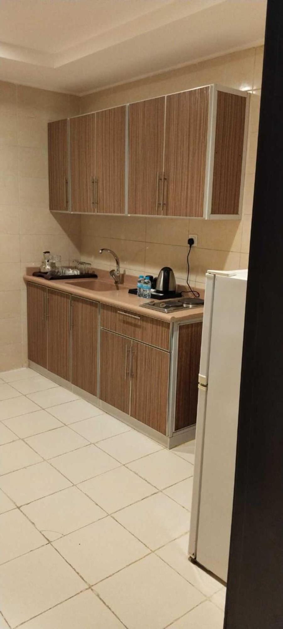 همم للوحدات السكنية - الرحيلي Jeddah Al Kura 外观 照片